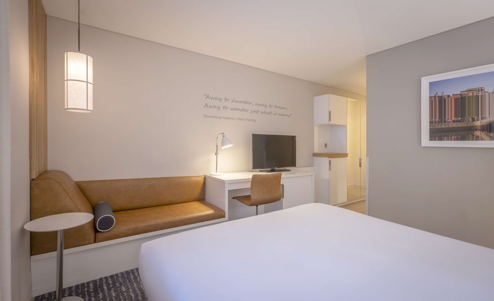 King Accessible Room