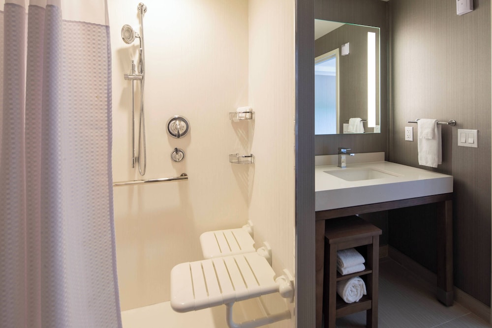 Courtyard by Marriott New York Queens/Fresh Meadows, Bilde 4