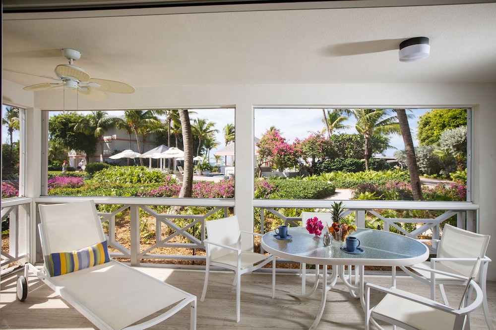 Deluxe Suite, 2 Bedrooms, Garden View