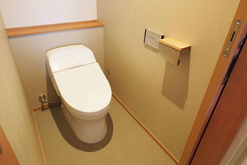 Standard Twin Room, Non Smoking, Bathtub - Photo 12