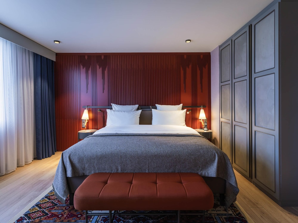 Suite, 1 Double Bed, Sea View - Photo 1
