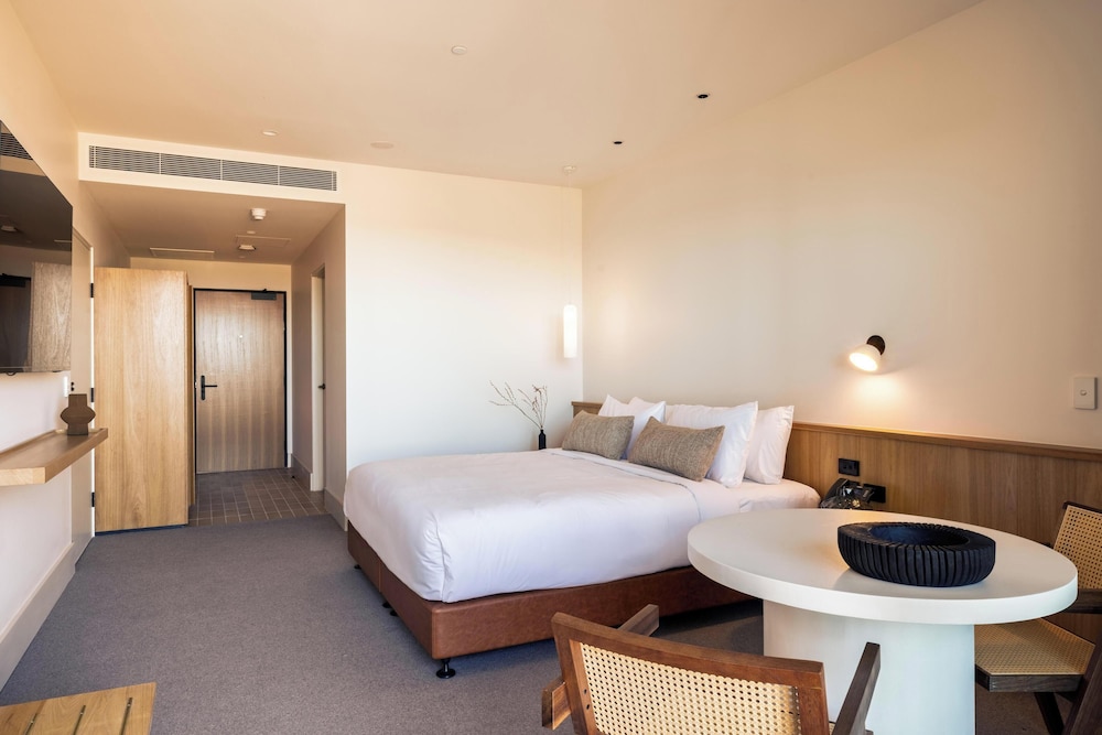 Standard Room, 2 Bedrooms, Connecting Rooms, Park View photo 2