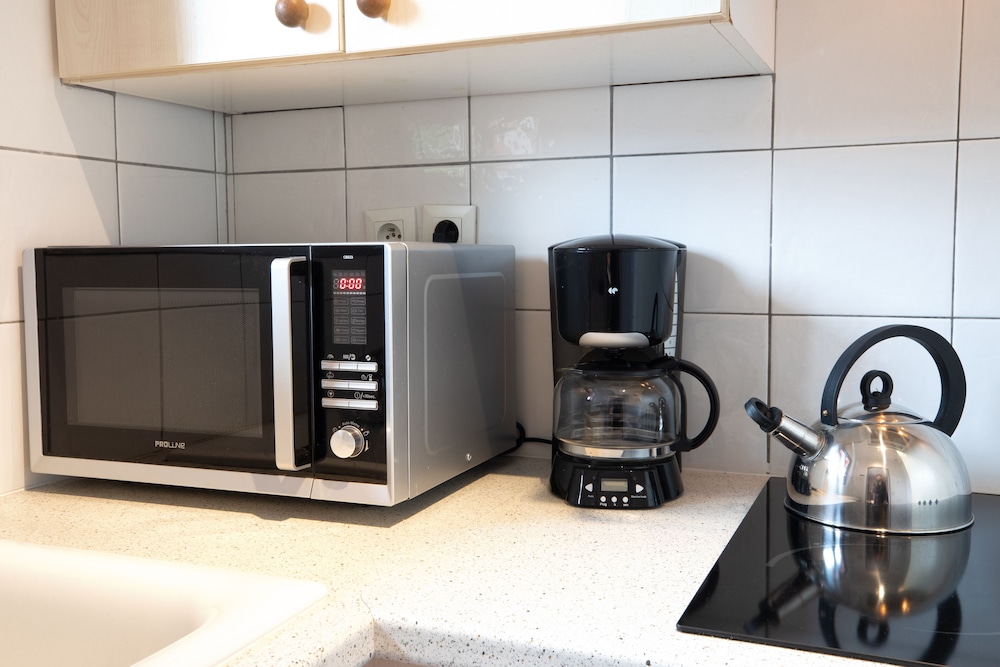 Basic Apartment, 1 Bedroom, Non Smoking - Photo 10