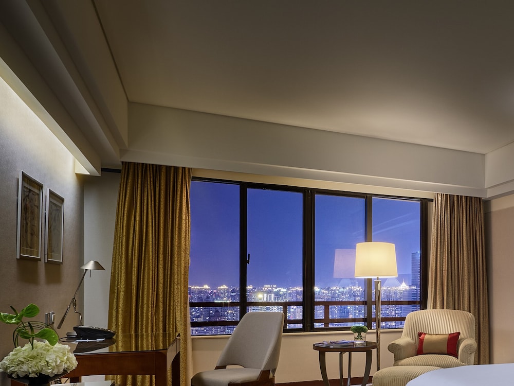 Club Deluxe City View - King photo 2