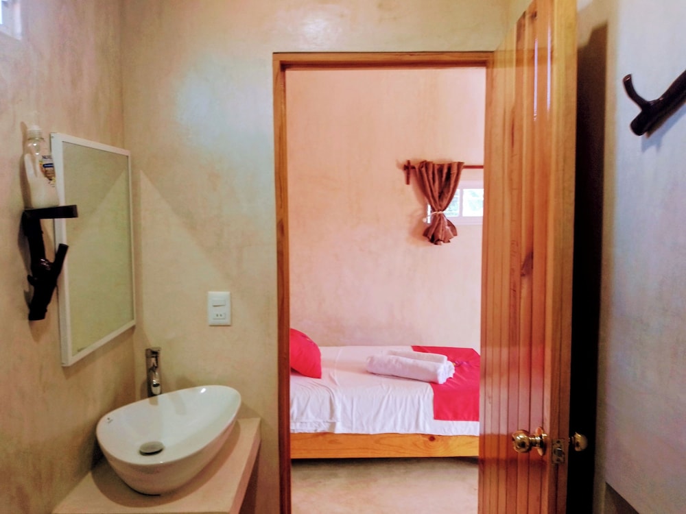 Standard Triple Room photo 3