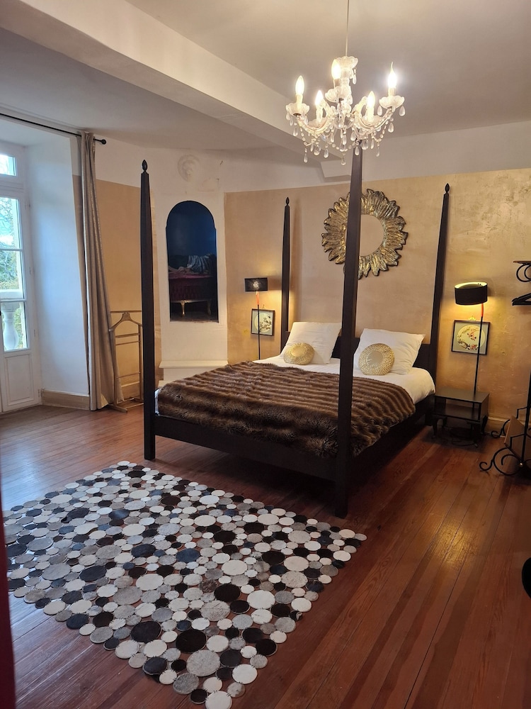 Double Room (Comtesse) Garden/Forest view photo 1