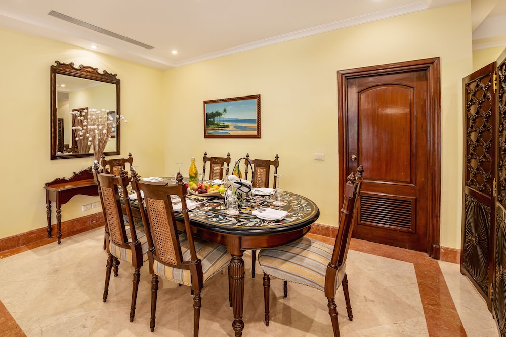 The Lalit Legacy Suite - Photo 6