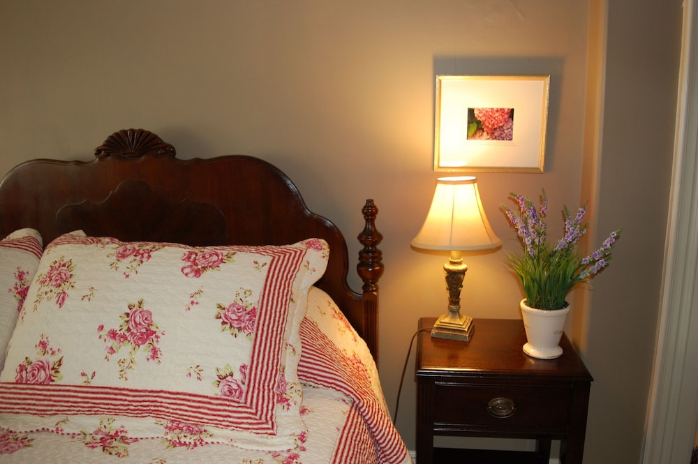 Priairie House photo 2