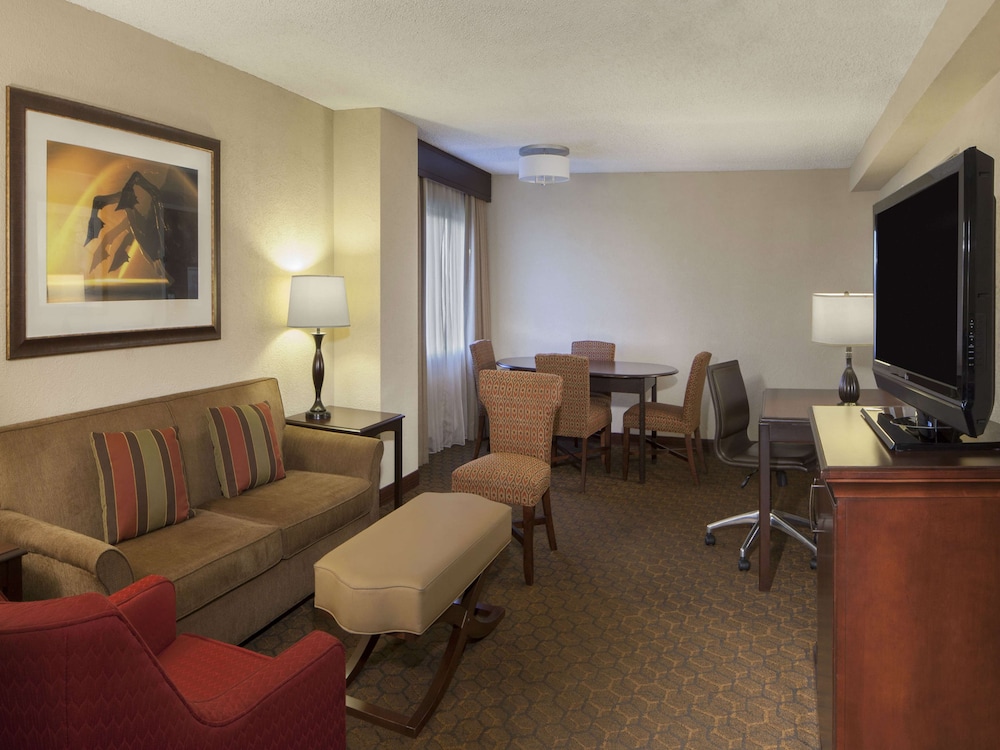 Suite, 2 Double Beds, Accessible, Corner (Bathtub) - Photo 1