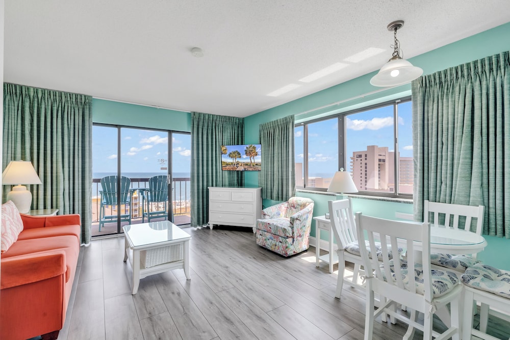 Family Condo, 1 Bedroom, Balcony, Partial Ocean View