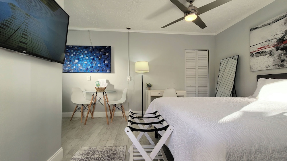 Deluxe Room, Non Smoking, Corner photo 3