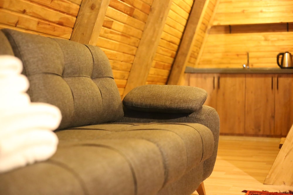 Basic Triple Room, Sea View photo 3