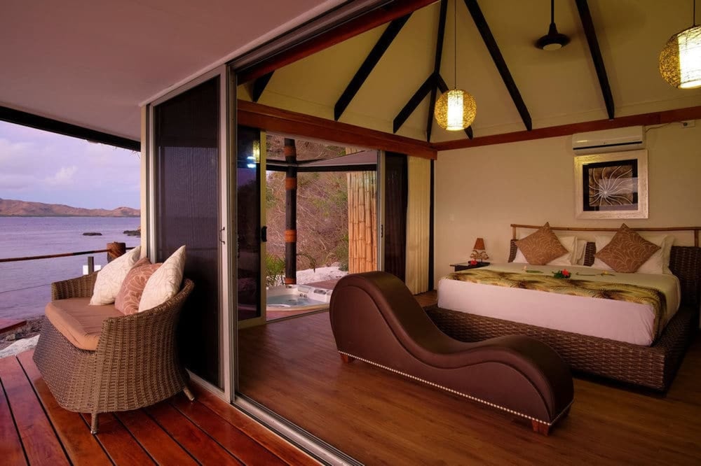 Luxury Villa, Jetted Tub, Beachfront (Standalone) photo 2