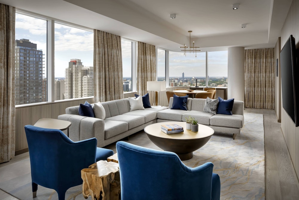 Presidential Suite, 1 Bedroom thumbnail 5