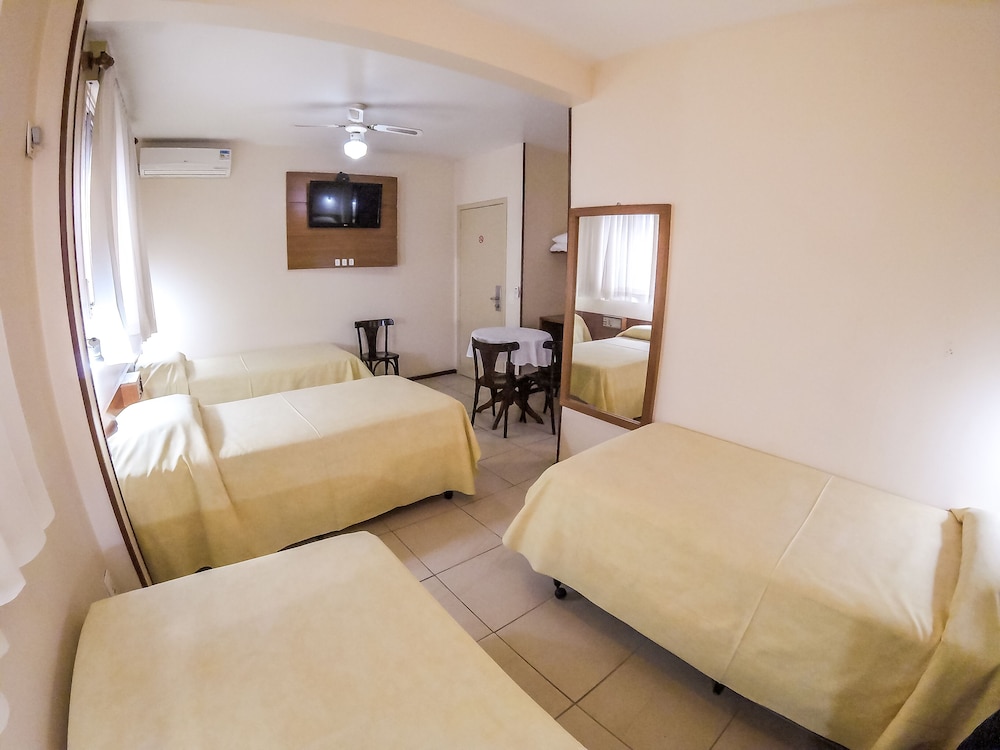 Standard Room photo 3