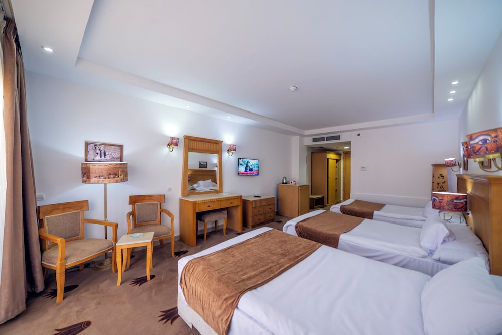 Classic Triple Room