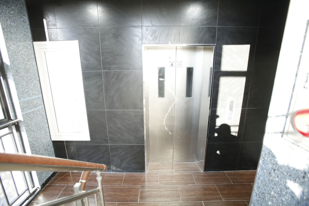 Standard Single Room, Women only (Contact hotel for check-in process)