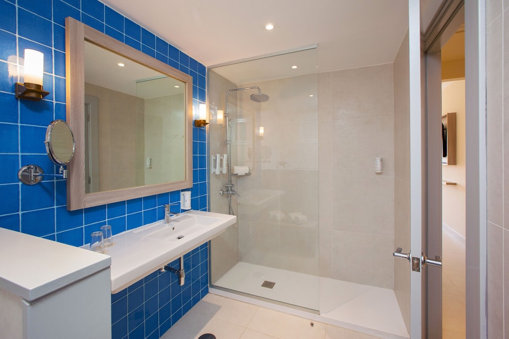 Deluxe Double Room, Balcony, Sea View - Photo 5