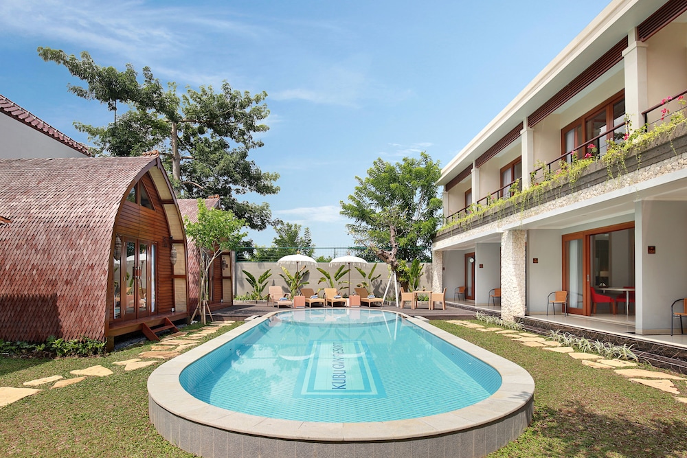 Deluxe Suite, 1 Bedroom, Pool View - Photo 5