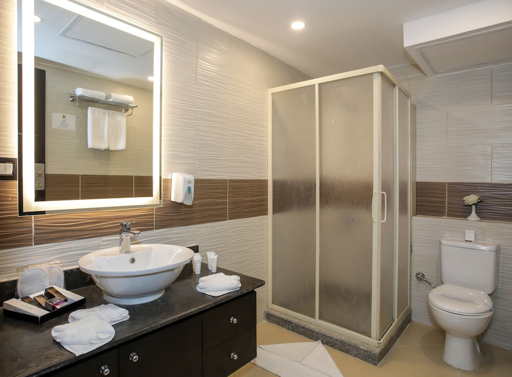 Family Suite, 2 Bedrooms, Pool View, Beachside photo 3