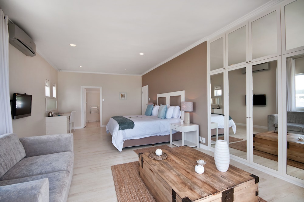 Luxury Suite, Balcony, Sea View photo 3