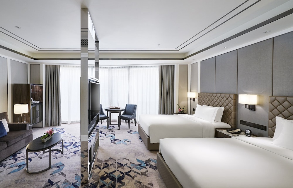 Deluxe Room, 2 Twin Beds - Photo 1