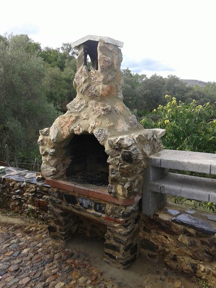 Family Bungalow, 3 Bedrooms, Mountain View, Mountainside photo 3