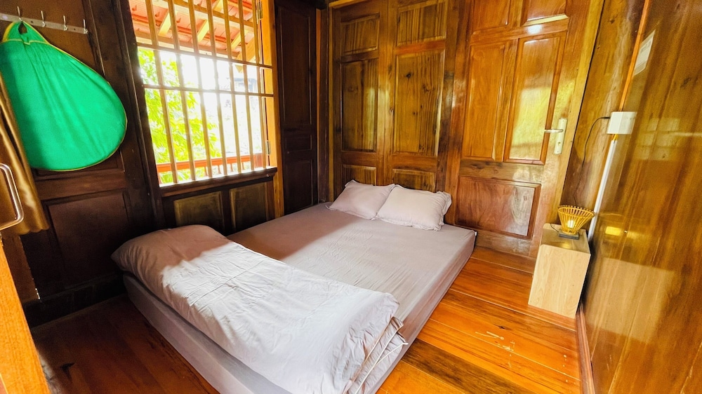 Basic Single Room, Mountain View photo 2