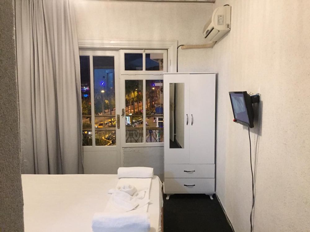 Deluxe Triple Room, Balcony, Sea View