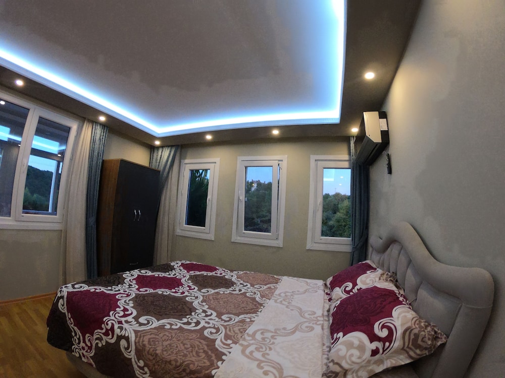 Standard Double Room, Balcony - Photo 1