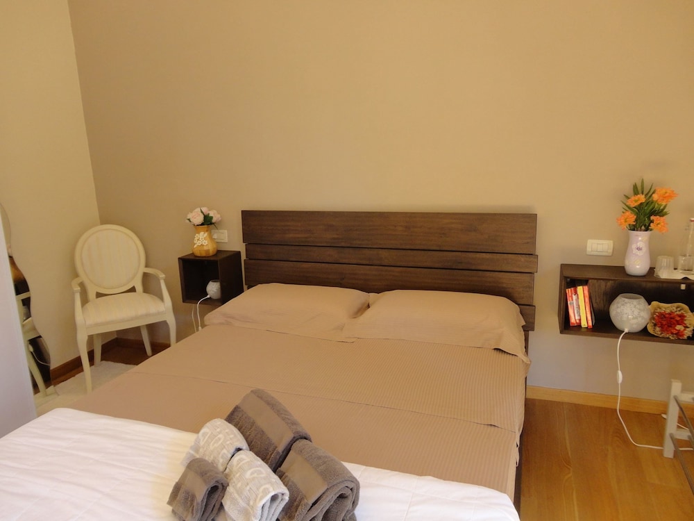 Superior Room, Private Bathroom (External)(Ciliegio) photo 1