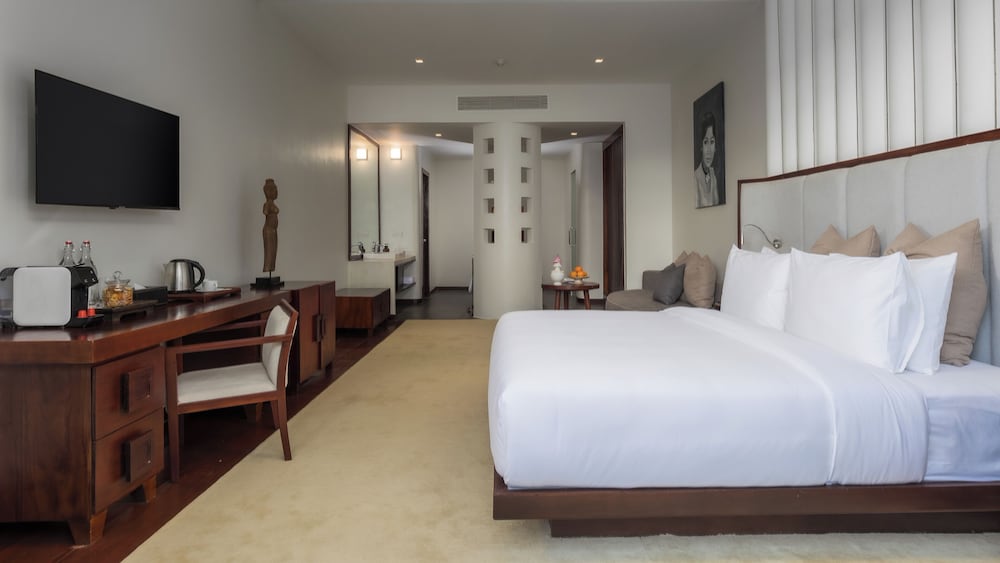 Classic Suite Free Laundry + Daily 60Min Massage + Mini Bar + Airport Pick-Up - Photo 12