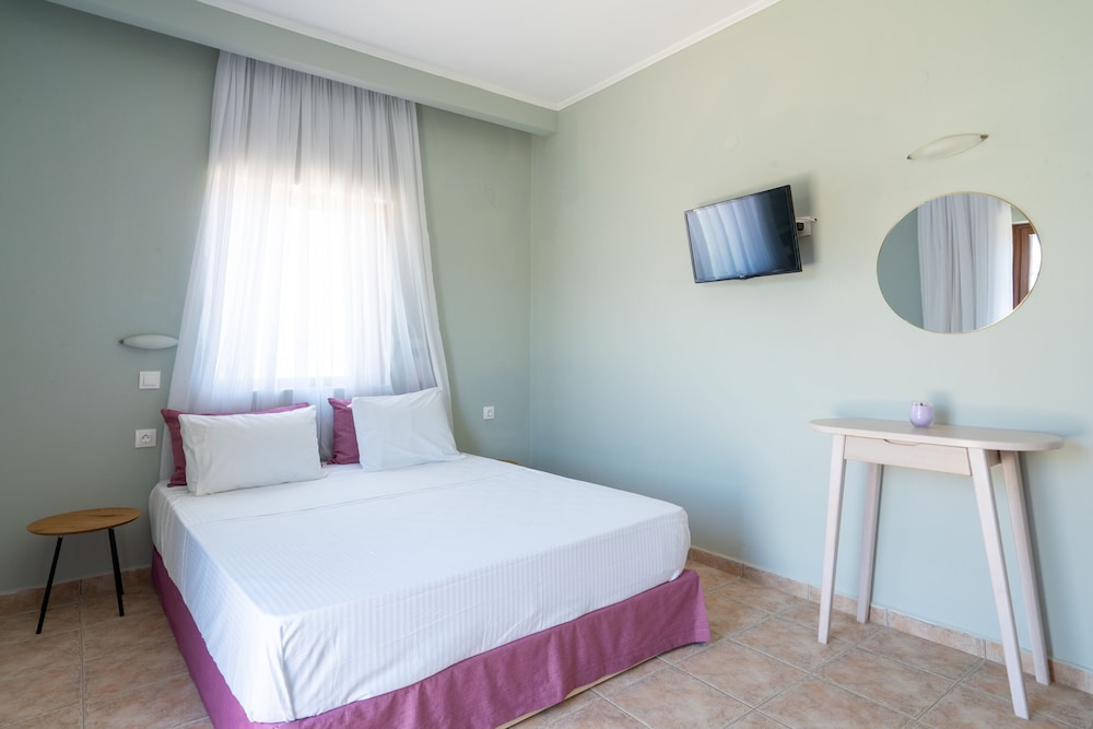 Family Apartment, Sea View - Photo 3