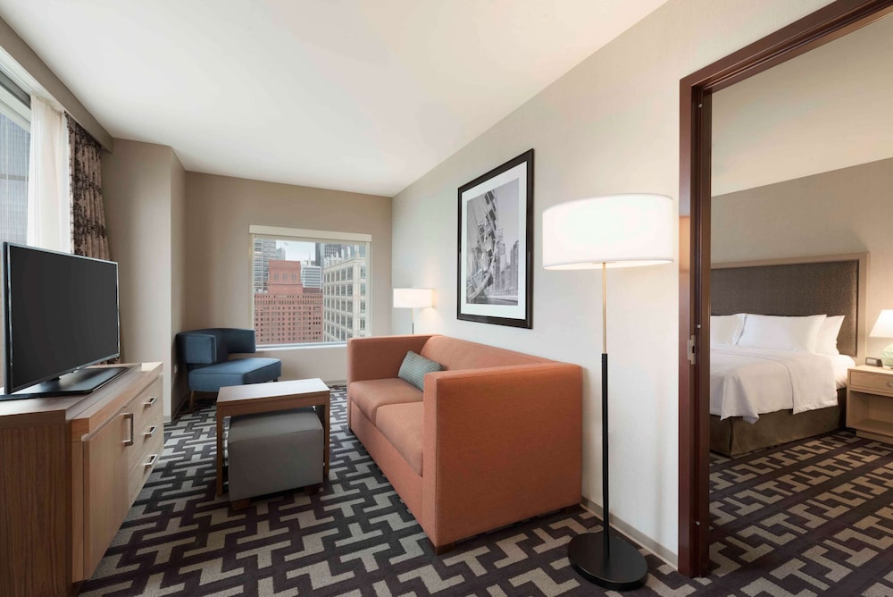 Suite, 2 Queen Beds, Accessible, Non Smoking (Roll-in Shower) thumbnail 5