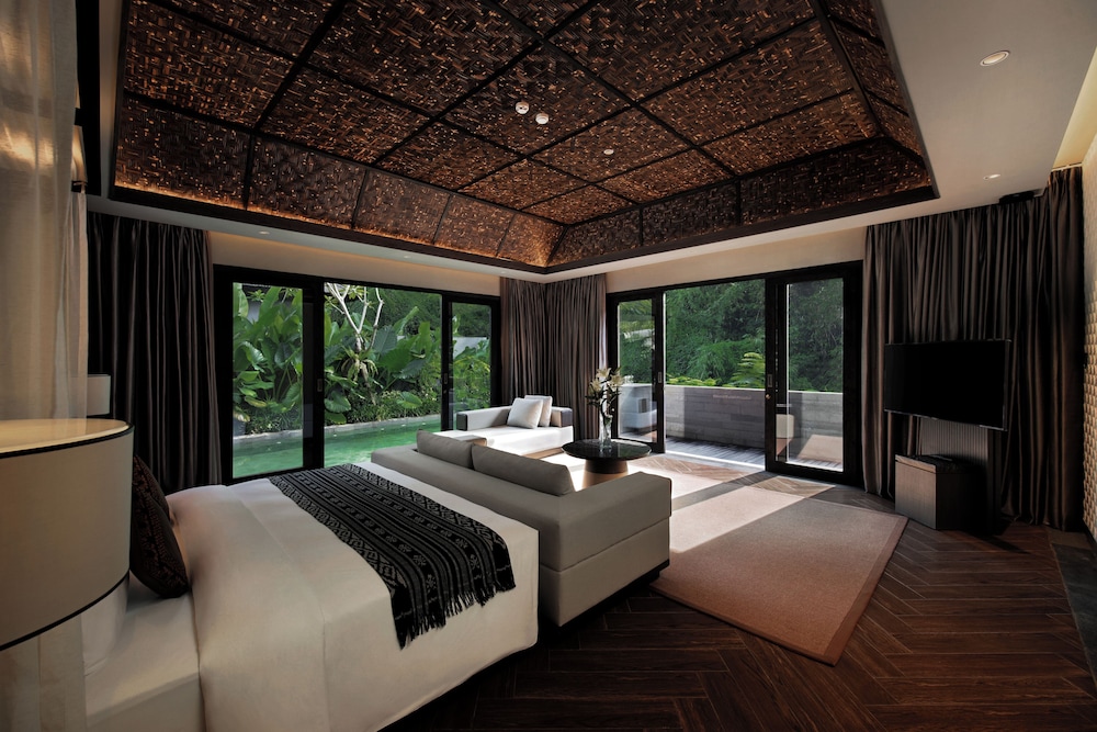 One Bedroom Honeymoon Villa