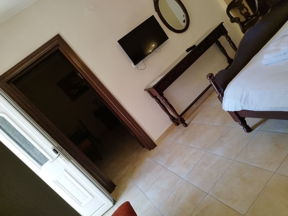 Classic Room - Photo 1