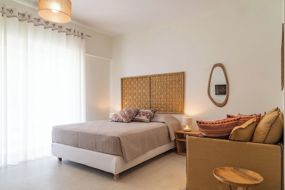 Suite with Garden View