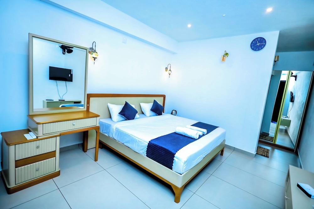 Deluxe Double Room, Garden View
