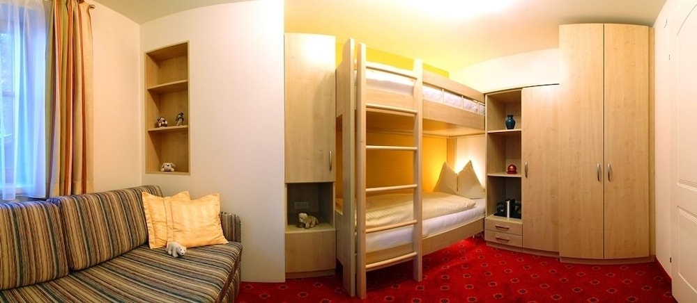 Apartment, 2 Bedrooms, Balcony, Mountain View (Bernkogel) photo 1