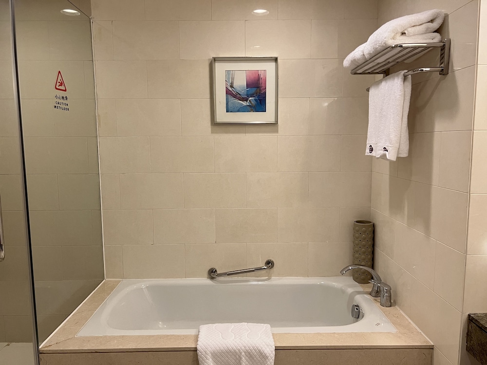 Superior Single Room (business suite main building) photo 2