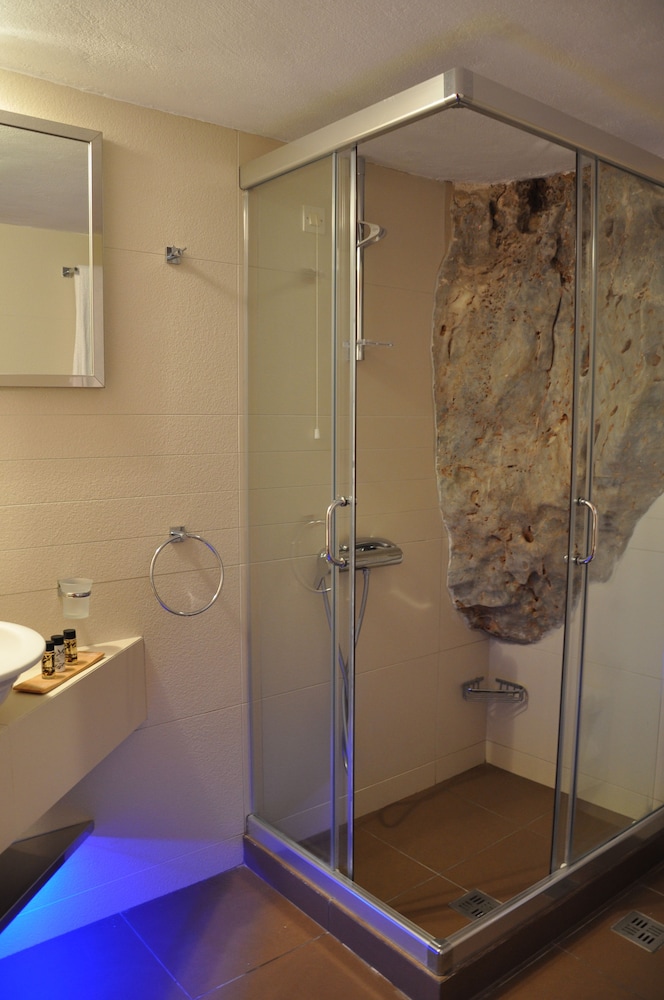 Senior Studio, Sea View (Open Plan) photo 3