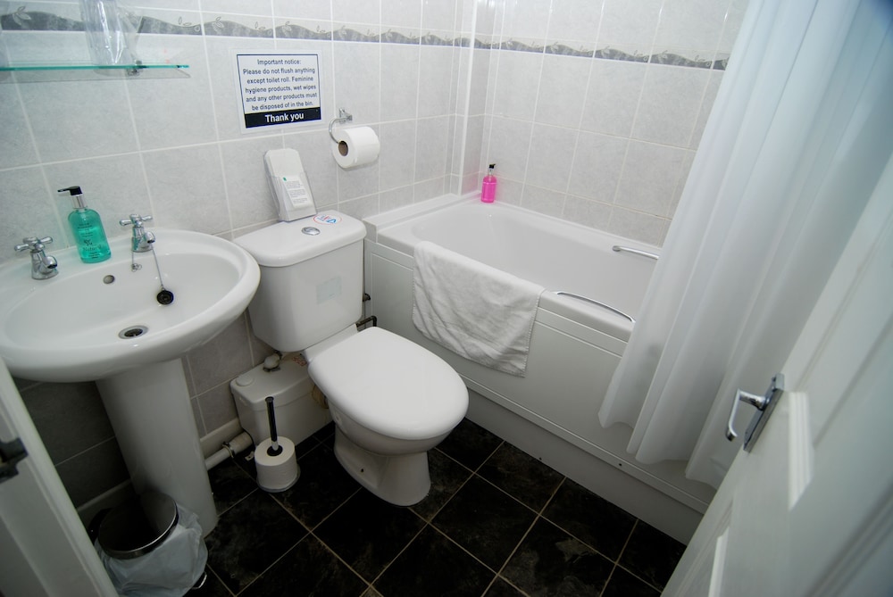 Double or Twin Room photo 3