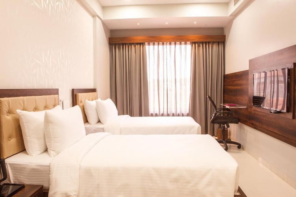 Deluxe Double or Twin Room