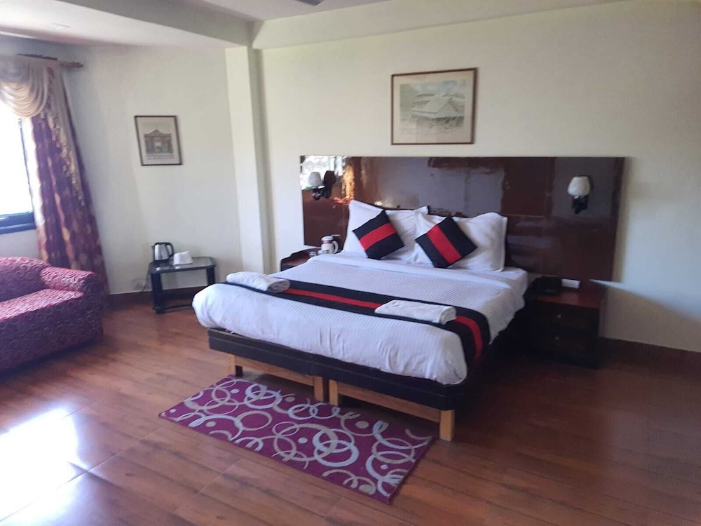 Deluxe Room - Photo 3