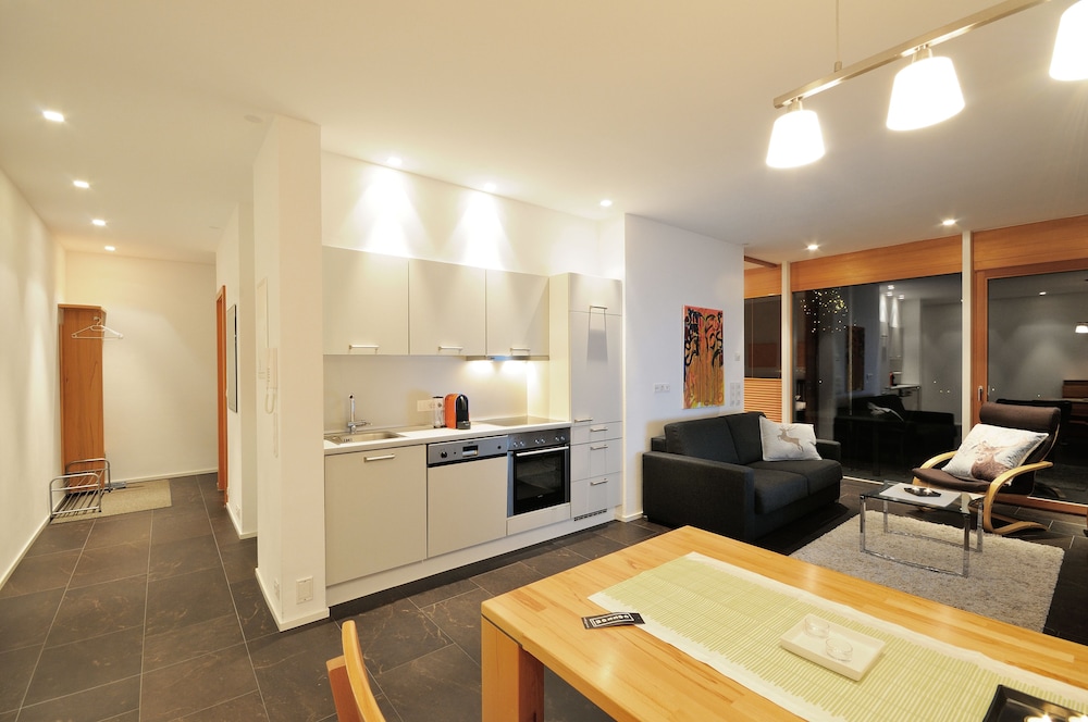 Deluxe Apartment, 1 Bedroom, Mountain View, Garden Area (Edelweiss) photo 2