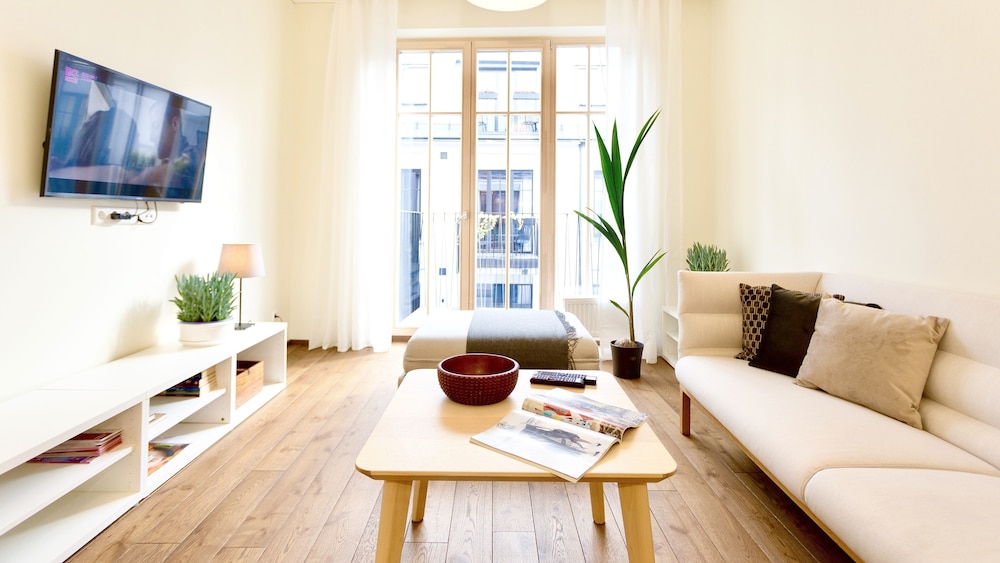 Superior 1 Bedroom Apartment with Balcony (Subaciaus St. 19)