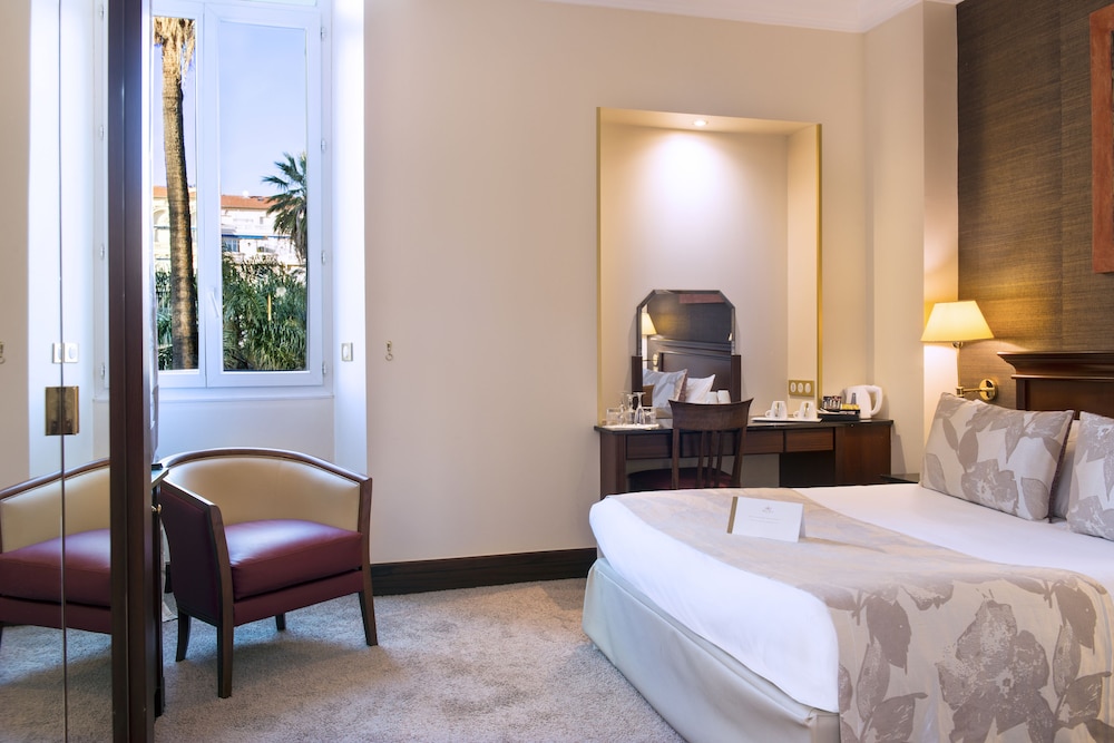 Room, City View (Privilege) - Photo 7