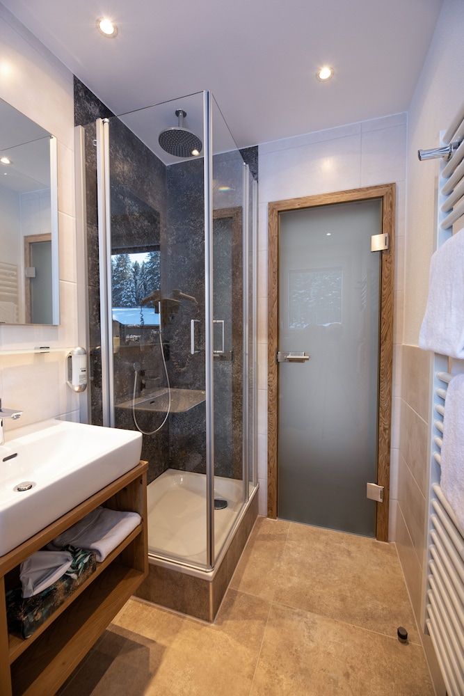 Suite, Balcony - Photo 3