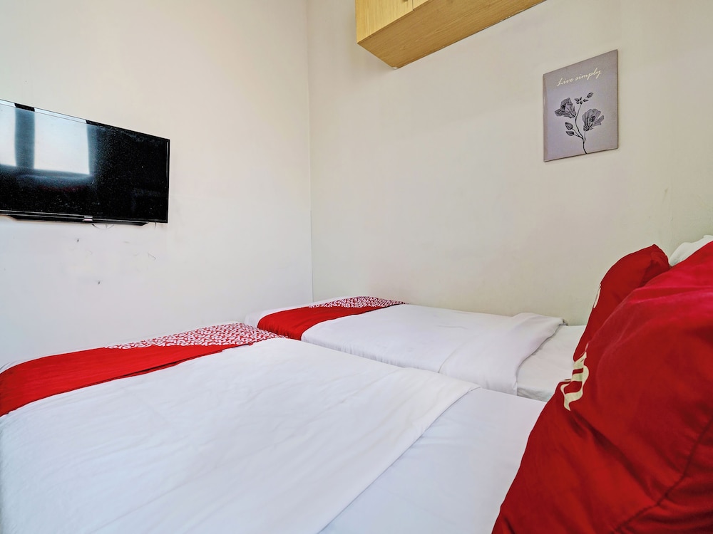 Deluxe Twin Room photo 3