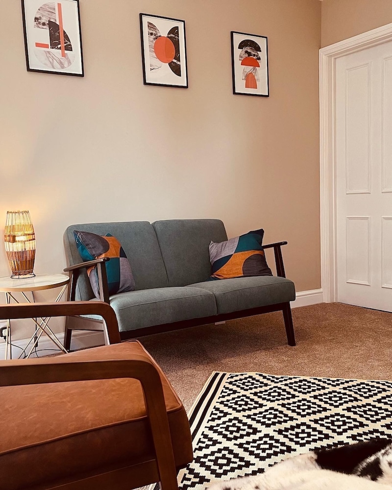 Family Apartment photo 2